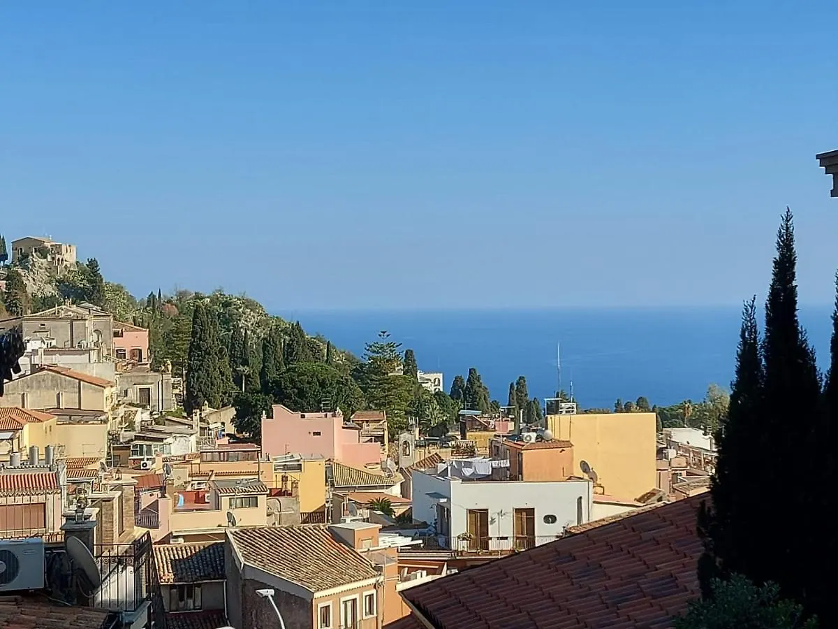 Casa Cesare - City Centre & Sea View Taormina 0*,  Italy