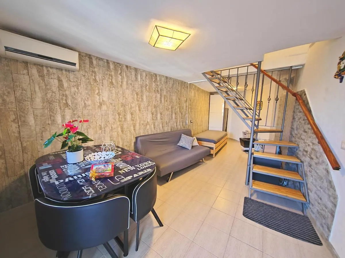 Casa Cesare - City Centre & Sea View Taormina Apartment