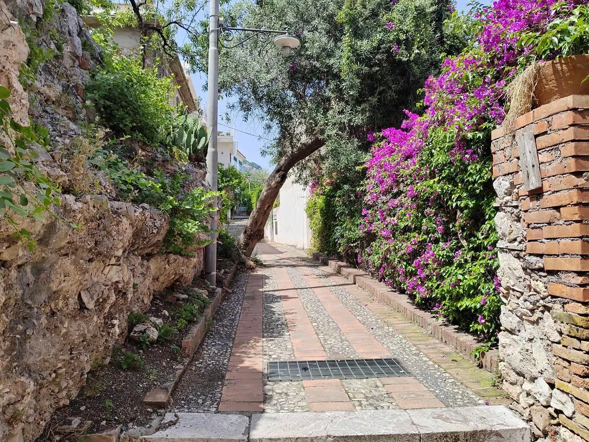 Casa Cesare - City Centre & Sea View Ταορμίνα