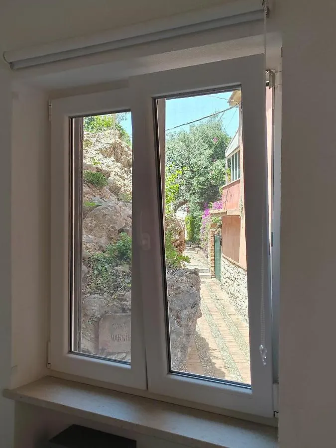 Casa Cesare - City Centre & Sea View Taormina Apartment